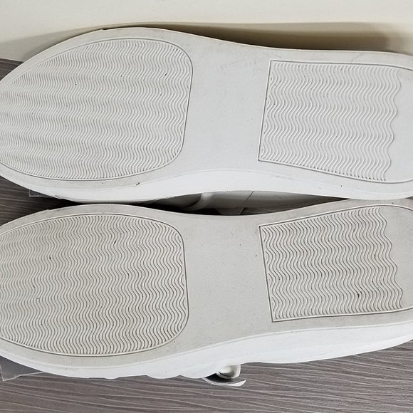Halogen Manny Knotted Slip-On Sneaker, White Leather, Womens Size 9.5 - Picture 9 of 11